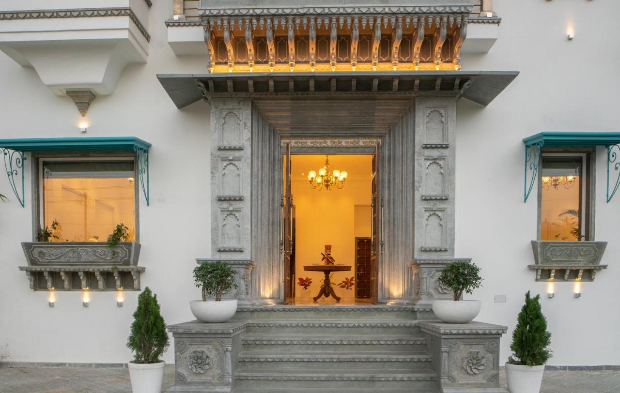 Khamma Ghani A Boutique Hotel อุเดเปอร์ ภายนอก รูปภาพ