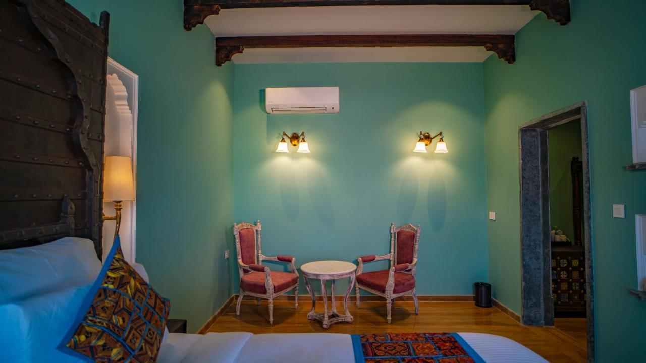 Khamma Ghani A Boutique Hotel อุเดเปอร์ ภายนอก รูปภาพ