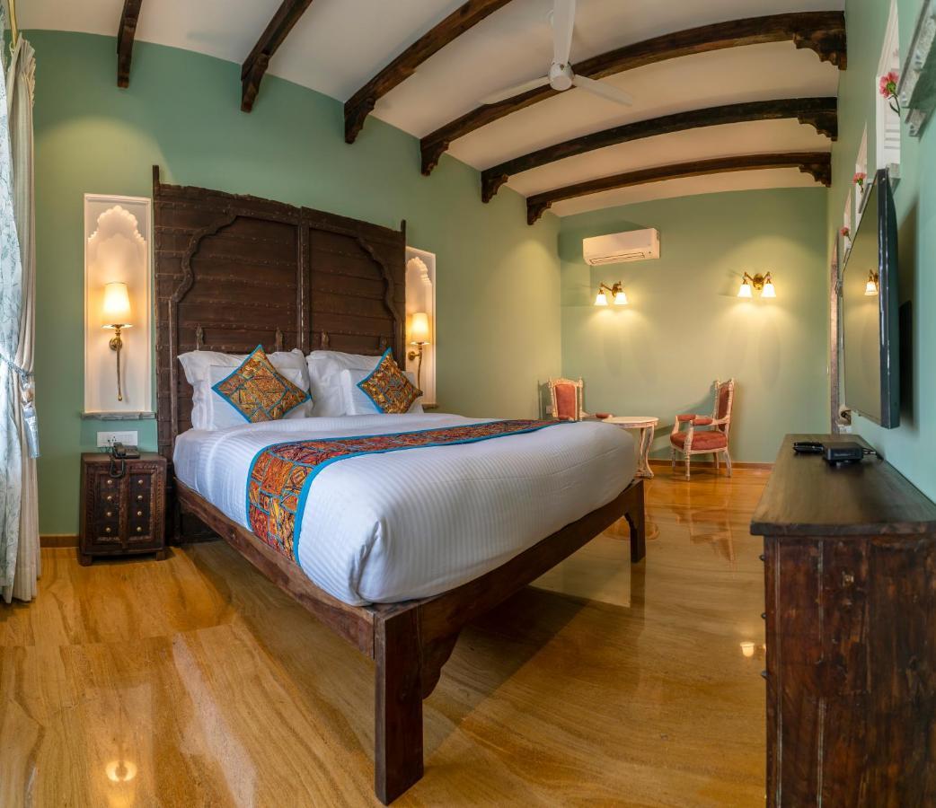 Khamma Ghani A Boutique Hotel อุเดเปอร์ ภายนอก รูปภาพ